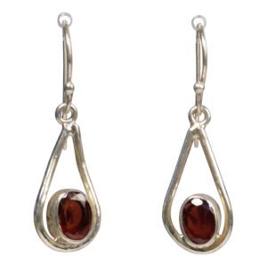 Rode Granaat oorbellen in druppel vrom